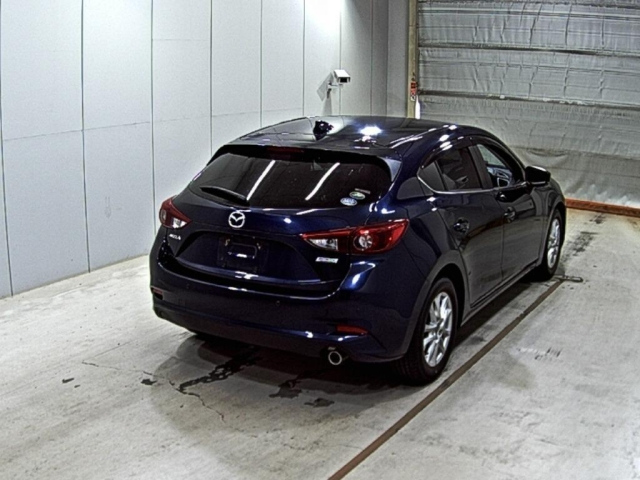 MAZDA AXELA 2018