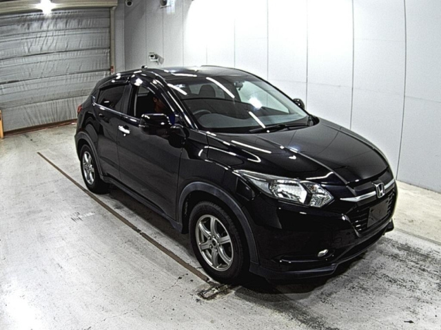 HONDA VEZEL 2015