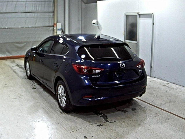MAZDA AXELA 2018