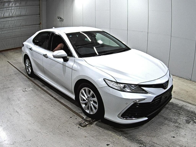 TOYOTA CAMRY 2021