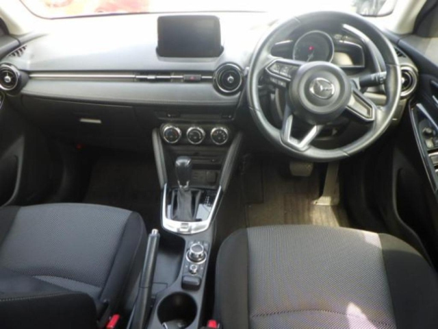 MAZDA DEMIO 2017