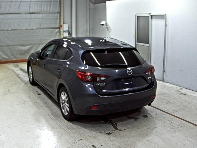 MAZDA AXELA 2015