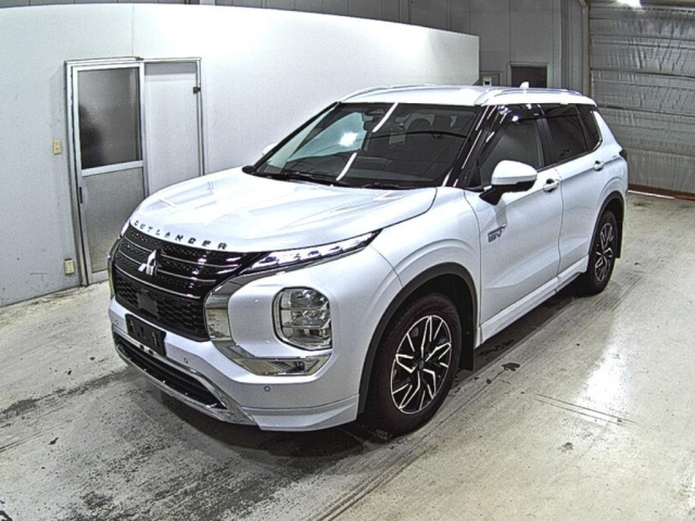 MITSUBISHI OUTLANDER PHEV 2023