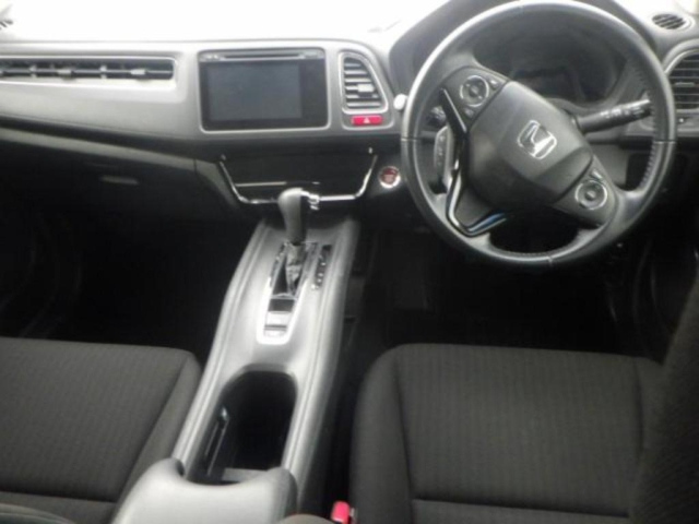 HONDA VEZEL 2014