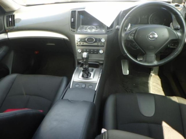 NISSAN SKYLINE 2010