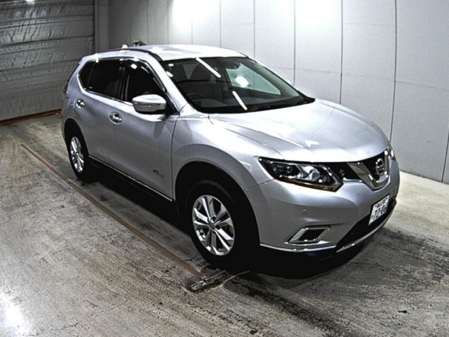 NISSAN X-TRAIL
