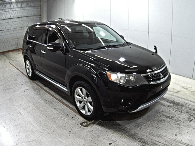 MITSUBISHI OUTLANDER 2011