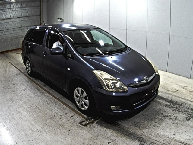 TOYOTA WISH 2008