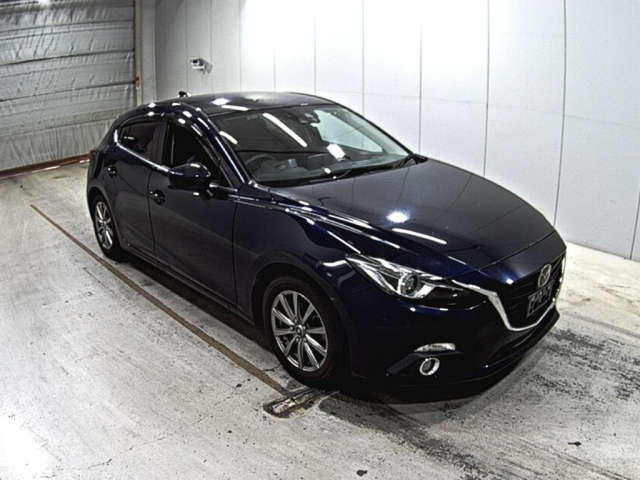 MAZDA AXELA 2016