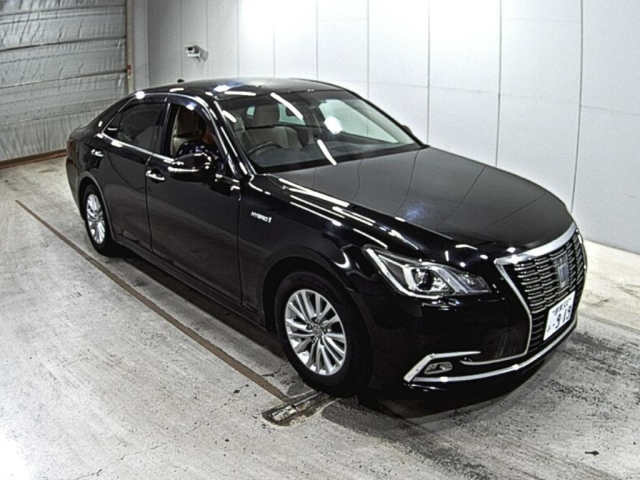 TOYOTA CROWN 2016