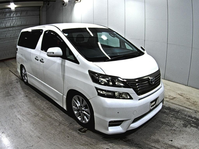 TOYOTA VELLFIRE 2009