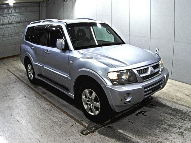 MITSUBISHI PAJERO 2005
