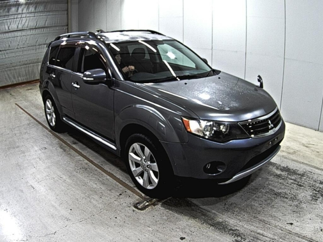 MITSUBISHI OUTLANDER 2011