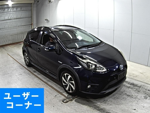 TOYOTA AQUA 2017