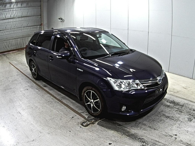 TOYOTA COROLLA FIELDER 2014