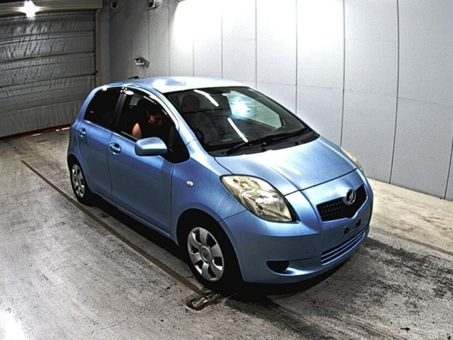 TOYOTA VITZ 2006