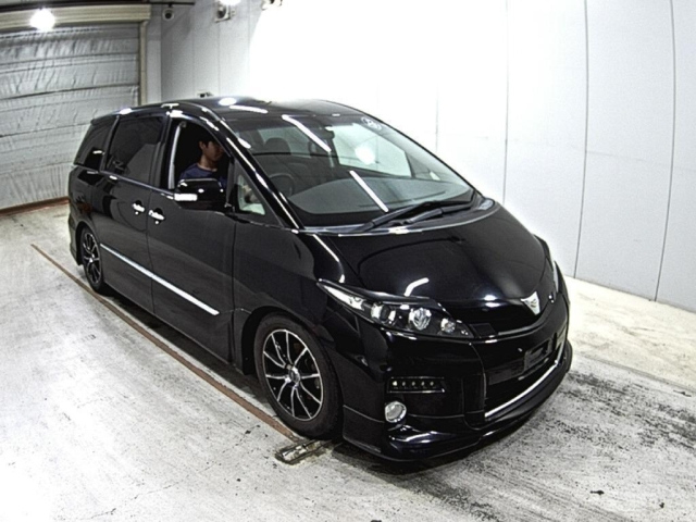 TOYOTA ESTIMA 2014