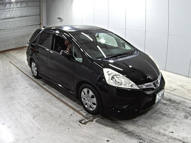 HONDA FIT SHUTTLE 2013