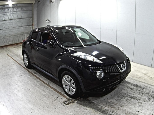 NISSAN JUKE 2012