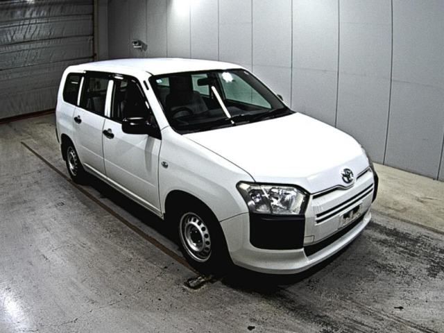 TOYOTA SUCCEED 2015