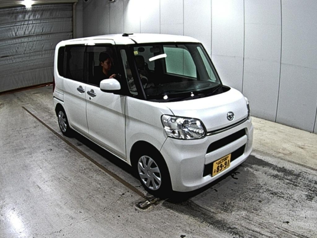 DAIHATSU TANTO 2014