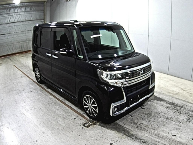 DAIHATSU TANTO 2016