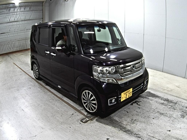 HONDA N BOX 2015