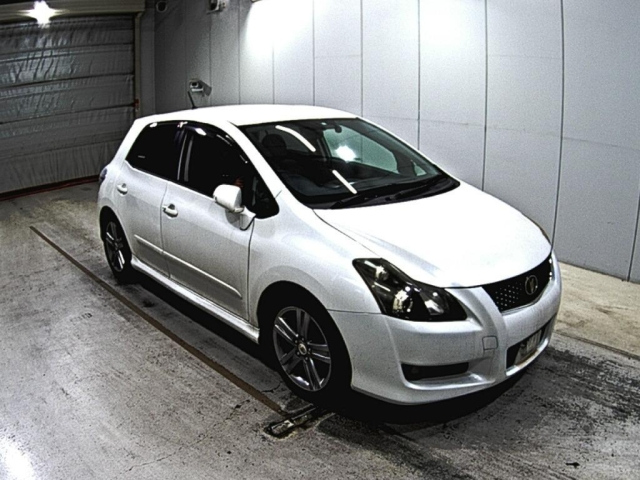 TOYOTA BLADE 2009