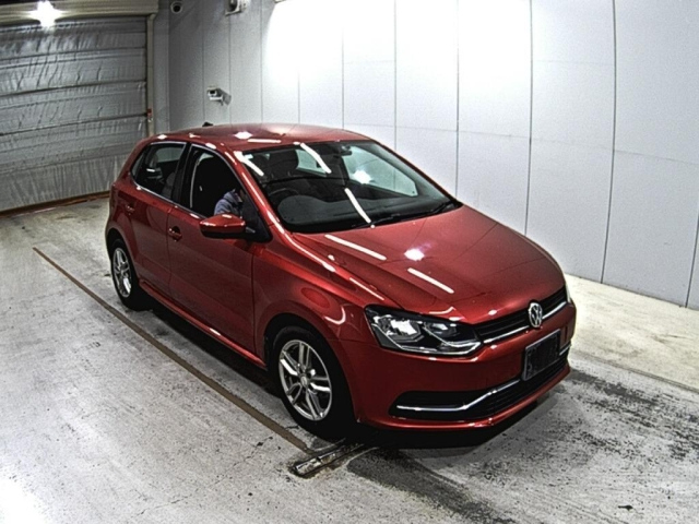 VOLKSWAGEN POLO 2014