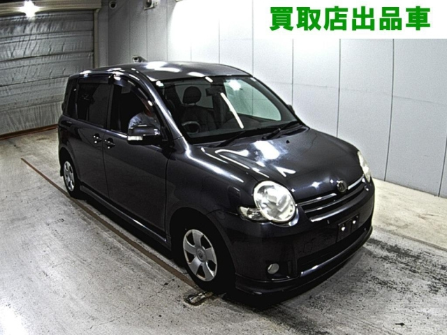 TOYOTA SIENTA 2009