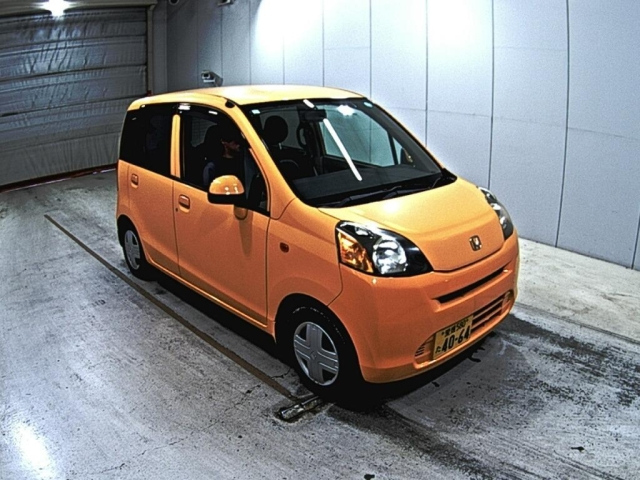 HONDA LIFE 2009