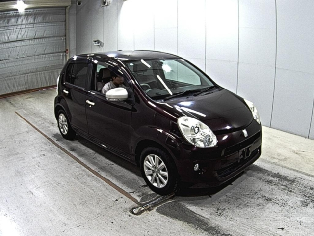 TOYOTA PASSO 2010