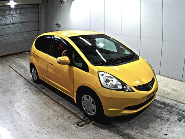HONDA FIT 2010
