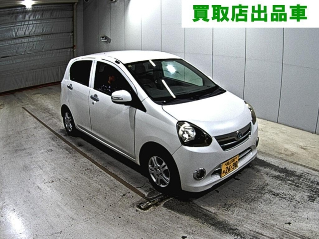 DAIHATSU MIRA E S 2012