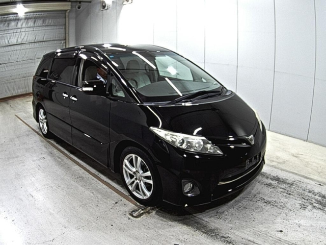 TOYOTA ESTIMA 2010