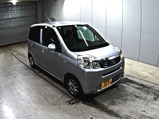 HONDA LIFE 2011