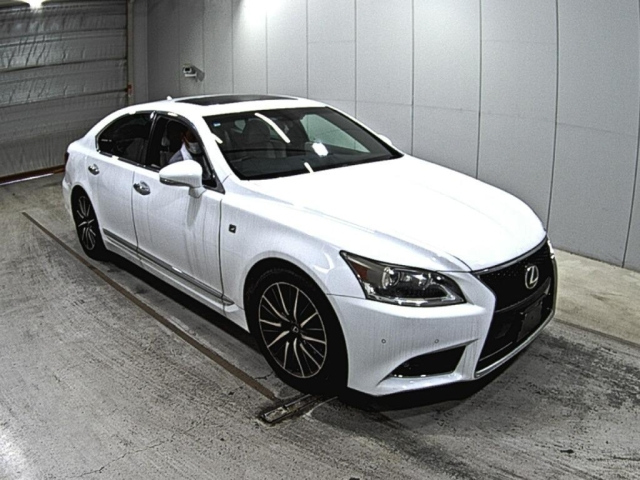 LEXUS LS
