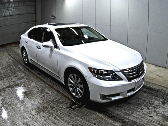 LEXUS LS 2012