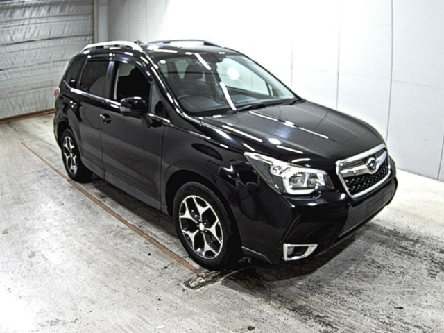 SUBARU FORESTER 2015