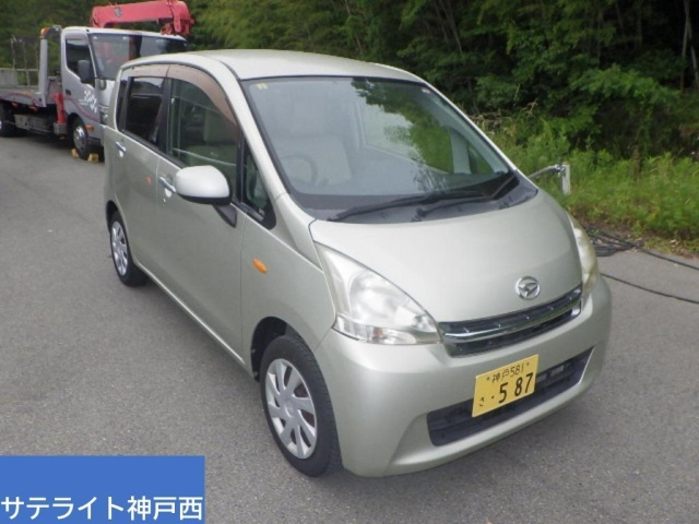 DAIHATSU MOVE 2012