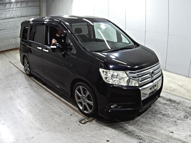 HONDA STEP WAGON 2010