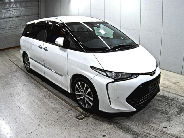 TOYOTA ESTIMA 2018