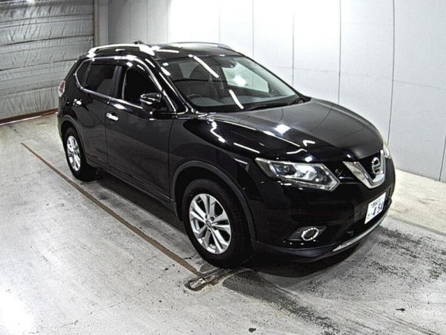 NISSAN X-TRAIL 2015