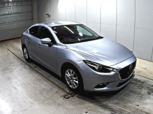 MAZDA AXELA 2018