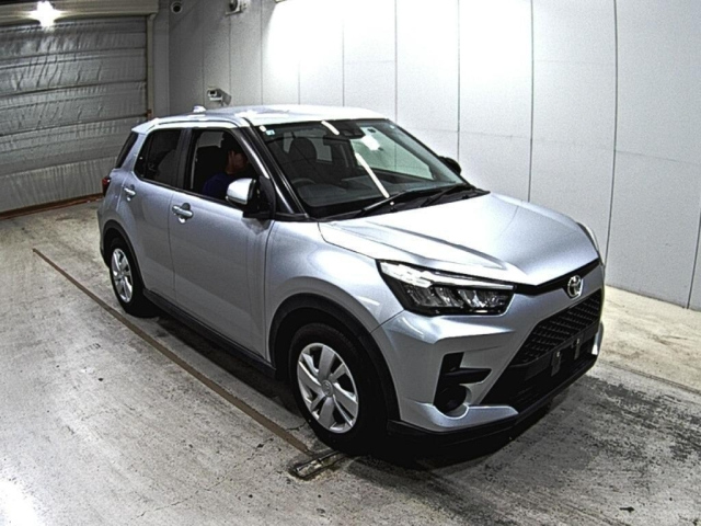 TOYOTA RAIZE 2021