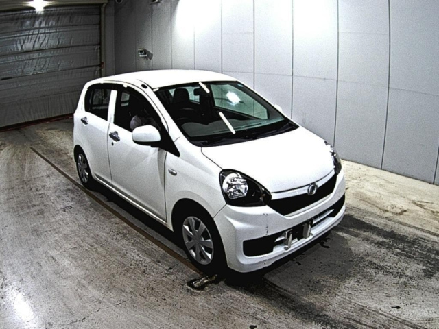 DAIHATSU MIRA E S 2016