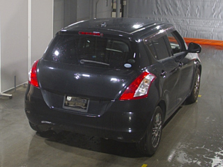 SUZUKI SWIFT 2012