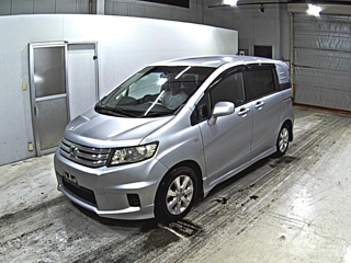 HONDA FREED 2010