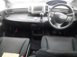 HONDA FREED 2010