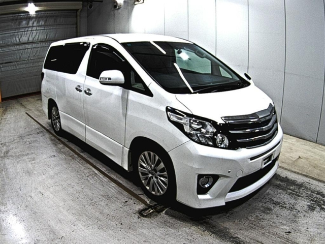 TOYOTA ALPHARD 2013